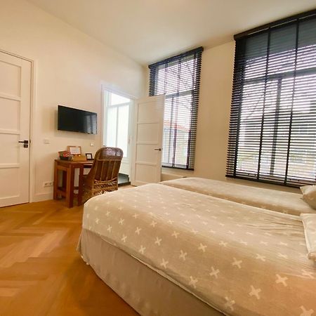 Bed and Breakfast Oranjepark Dordrecht Esterno foto