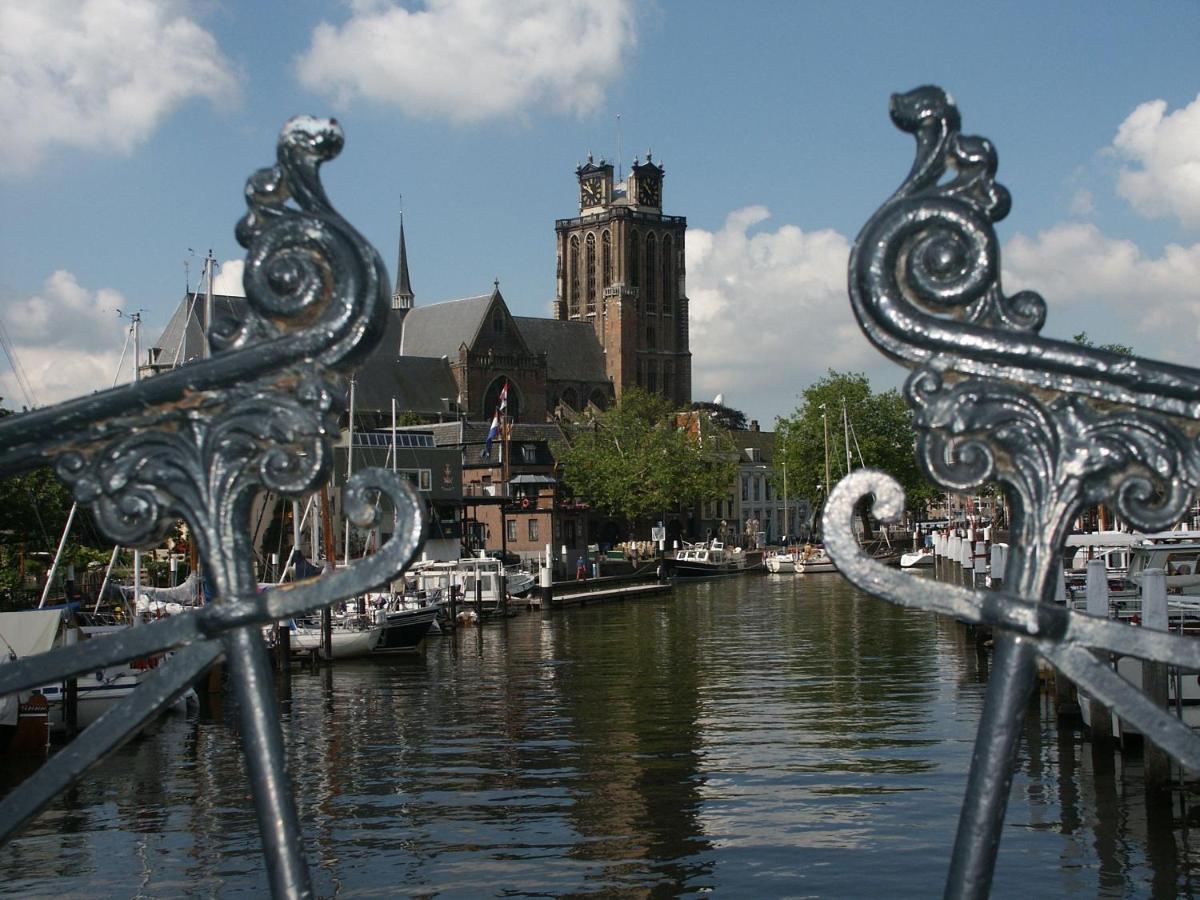 Bed and Breakfast Oranjepark Dordrecht Esterno foto